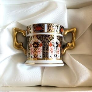 Royal Crown Derby Old Imari 1128 Miniature Loving Cup
